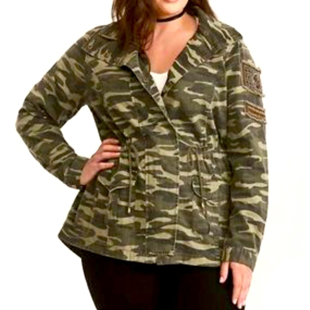 Torrid Size 3 Camo Utility Jacket Cotton Cargo Army Pockets Green Arm Patch Work